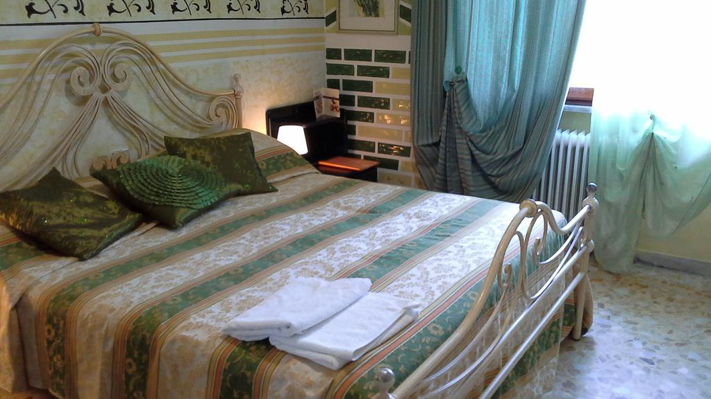 Tropical Bed&Breakfast Lucca Exterior foto